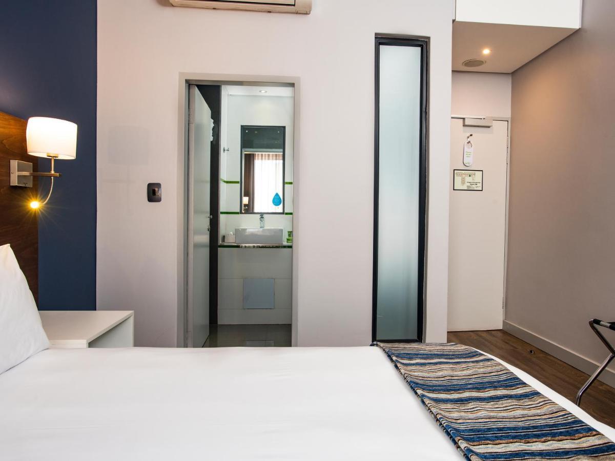 Aha Kathu Hotel エクステリア 写真