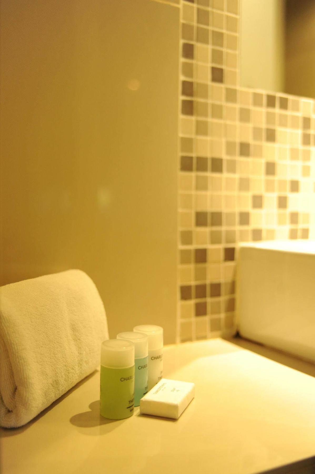Aha Kathu Hotel エクステリア 写真