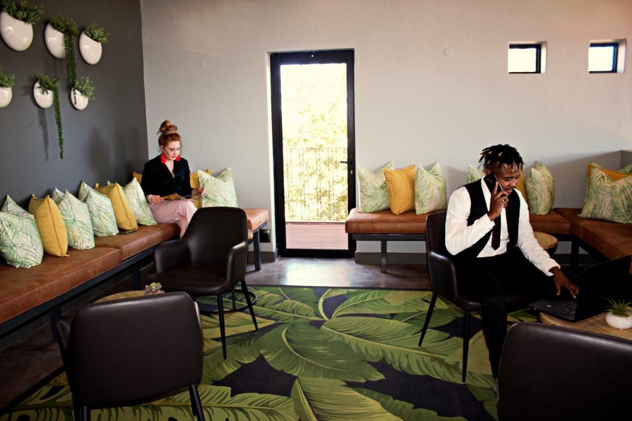 Aha Kathu Hotel エクステリア 写真