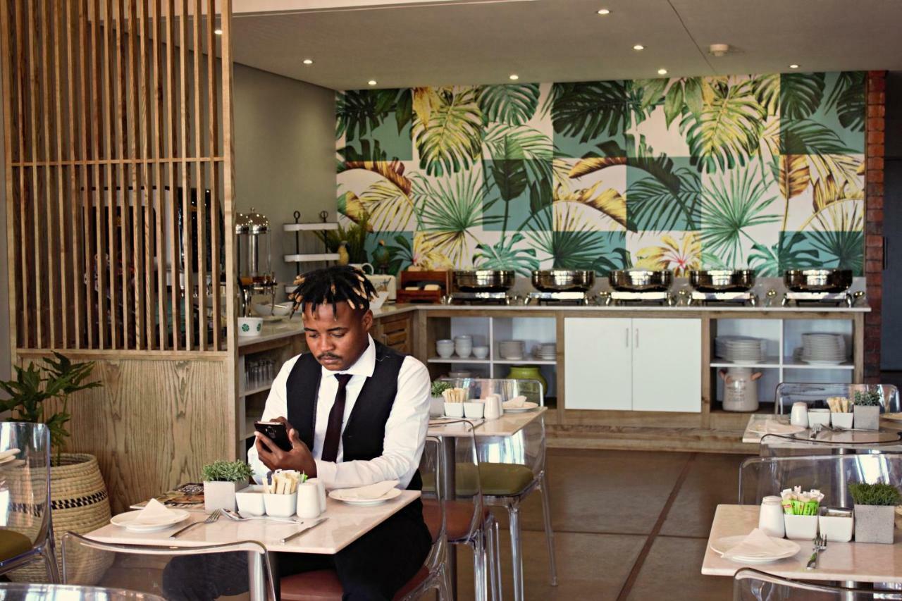 Aha Kathu Hotel エクステリア 写真