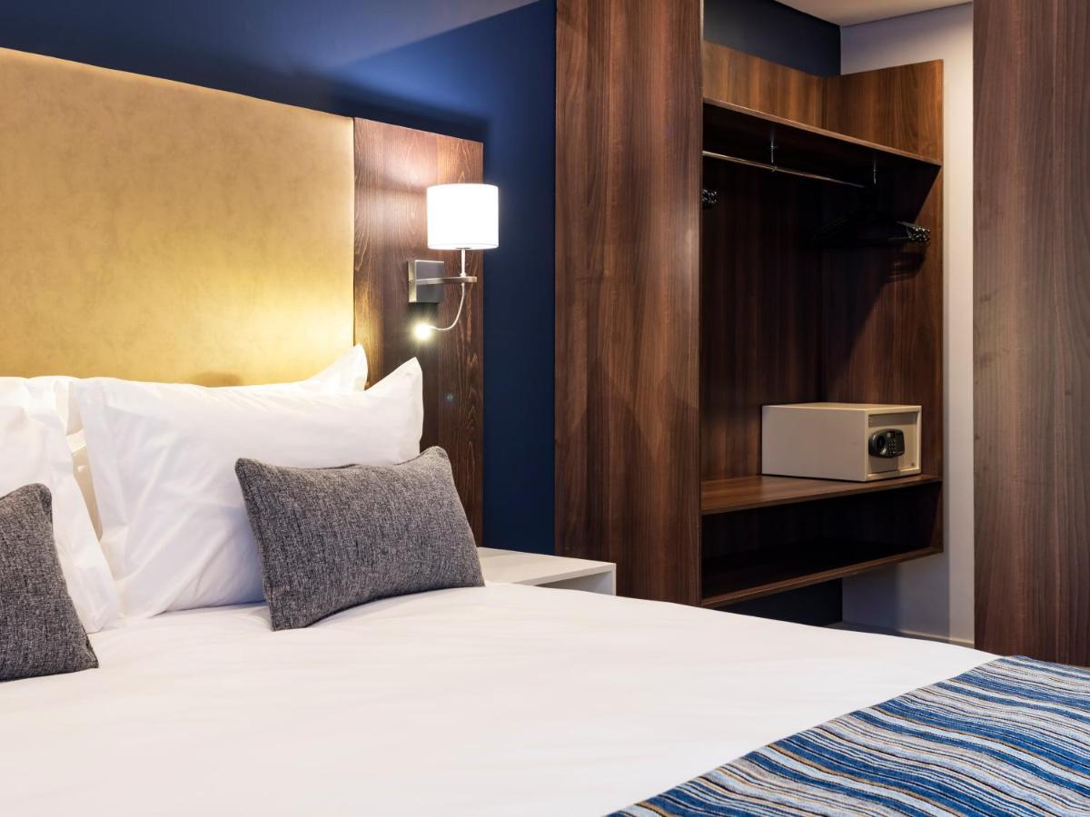 Aha Kathu Hotel エクステリア 写真