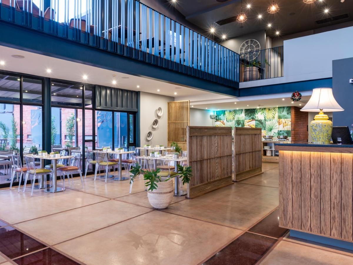 Aha Kathu Hotel エクステリア 写真
